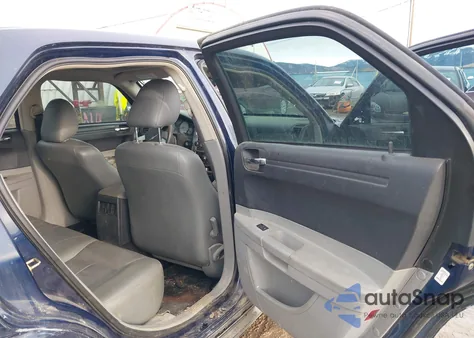 2006 Chrysler 300 from USA, damaged, VIN 2C3KA53G36H346550